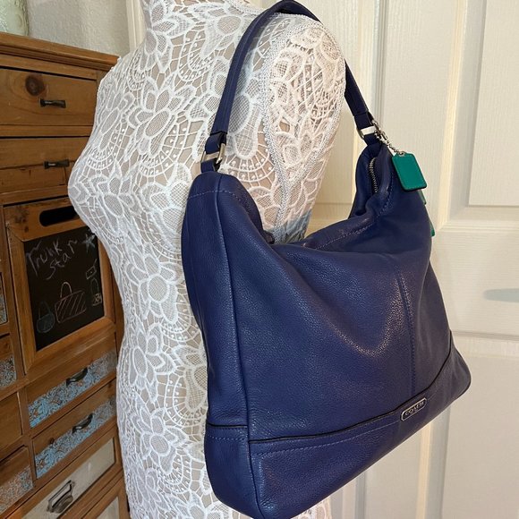 Designer Coach Vintage Midnight Blue Leather Hobo Handbag - Picture 5 of 10